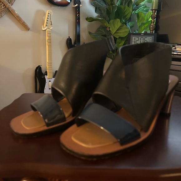 Celine Black and Brown Women\'s Leather Heels